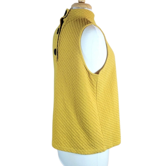 ERI + ALI Anthropologie Textured Mustard Yellow Sleeveless Mockneck Button Top L - Picture 4 of 9